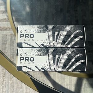 Vice Pro Plus Golf Balls (6)